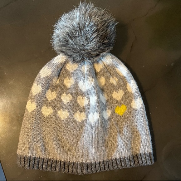 C Wonder beanie in excellent condition! - Picture 5 of 5